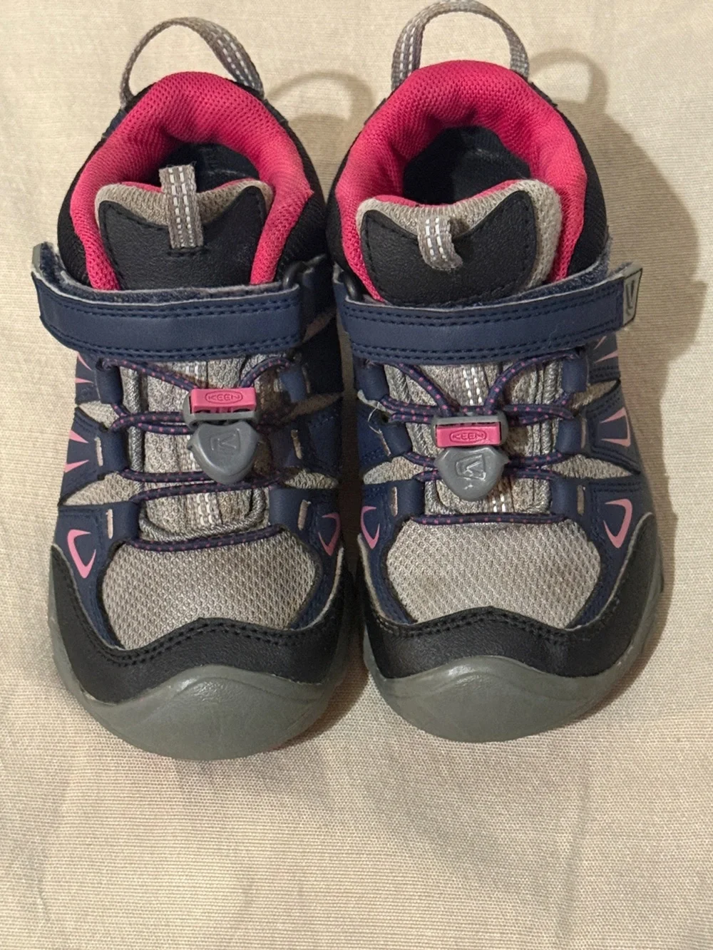 VGUC KEEN Kids Navy & Pink Trail Shoes